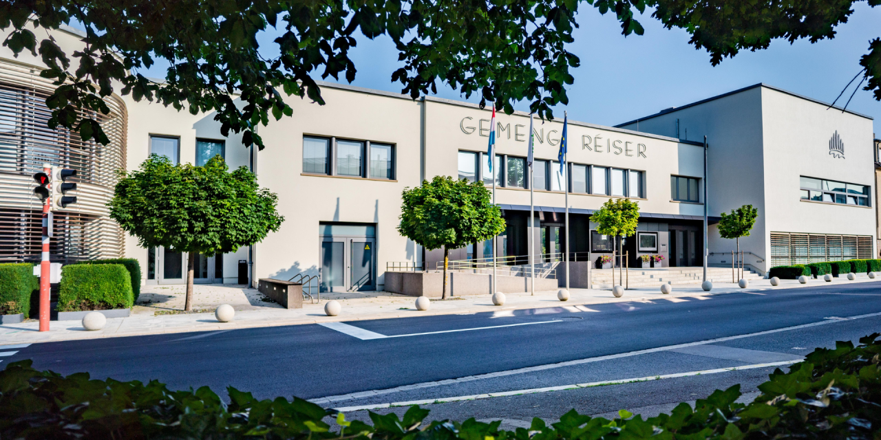 Image d'illustration pour : terrain de football